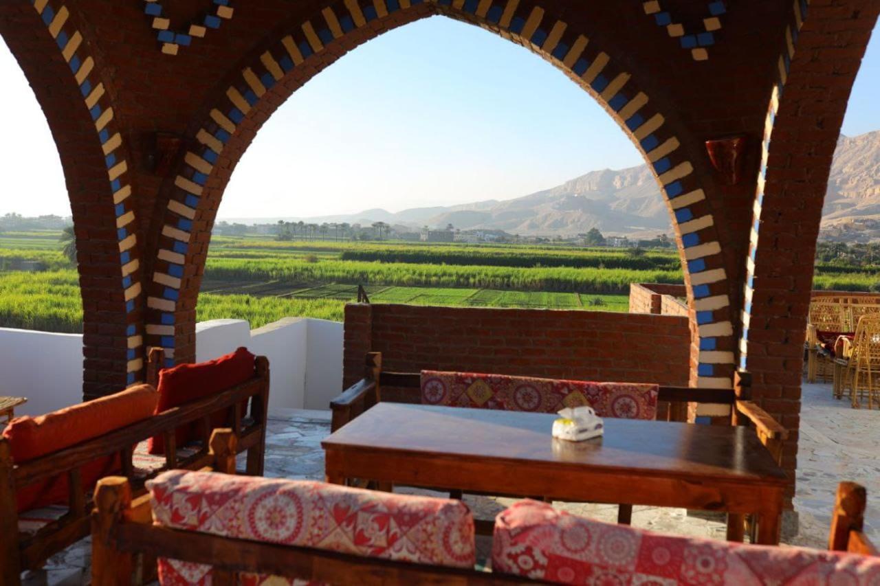 Quiet Gate Guest House Lel Agalta Extérieur photo