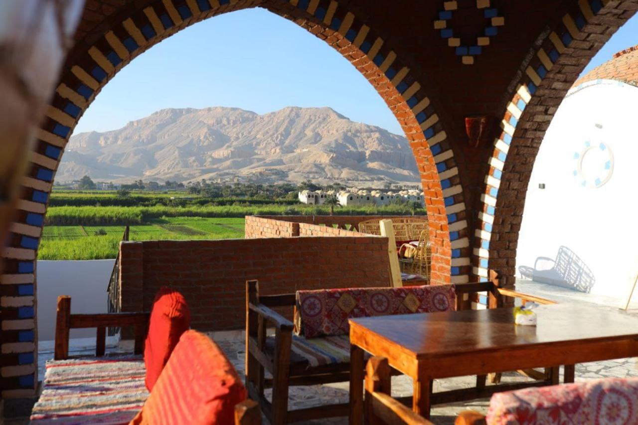 Quiet Gate Guest House Lel Agalta Extérieur photo